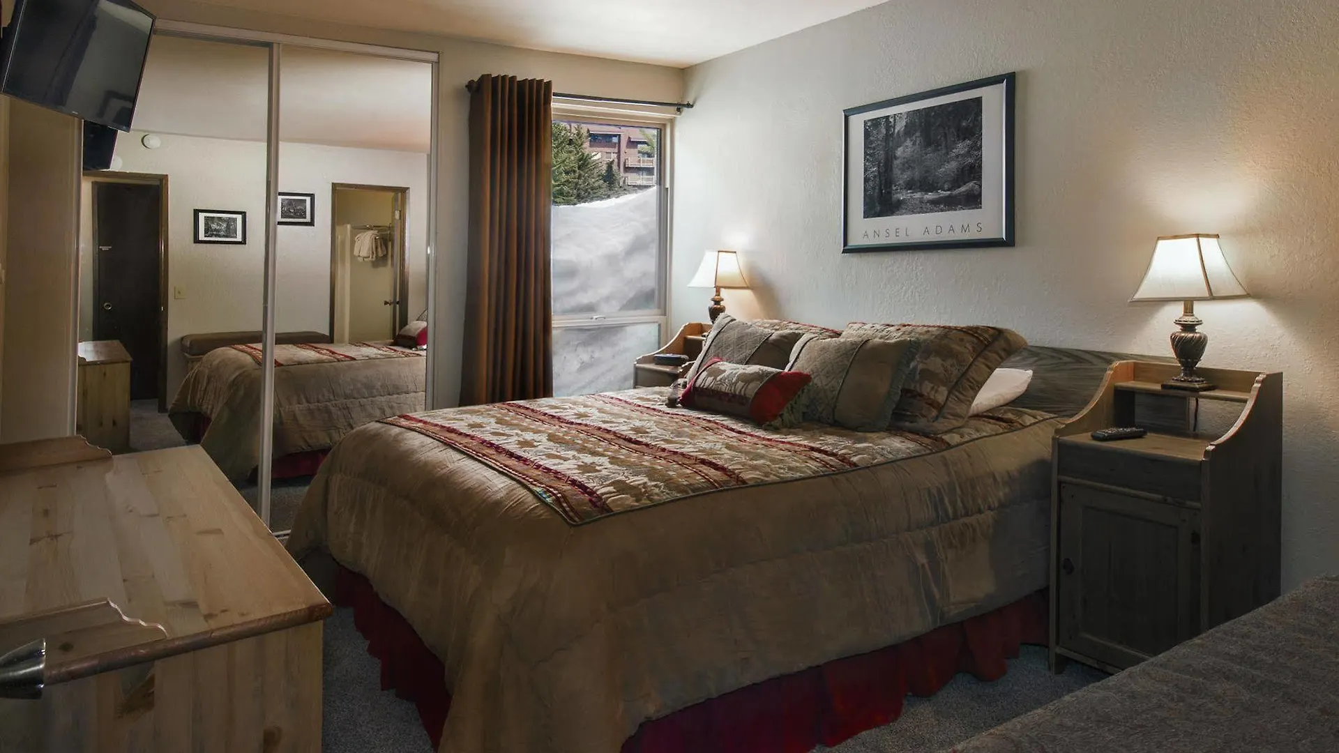 Austria Hof Lodge Mammoth Lakes Hotel