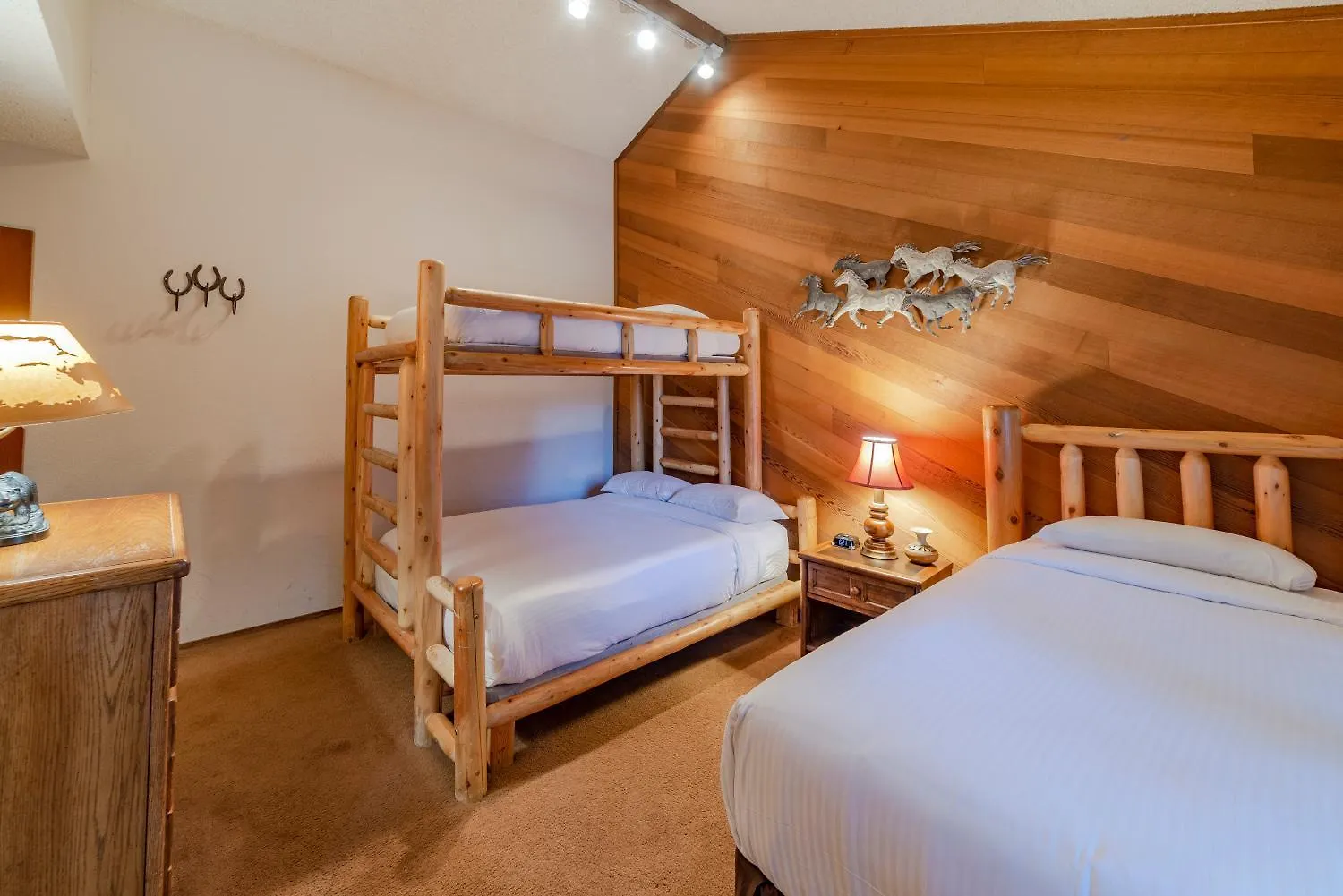 Austria Hof Lodge Mammoth Lakes Hotel